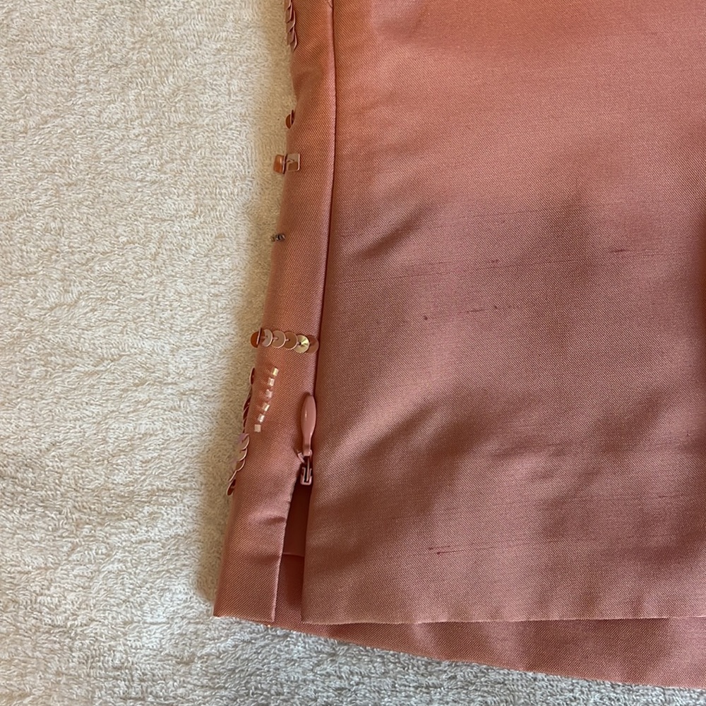 Casual Corner Silk pant suit with two sleeveless tops - Picture 4 of 16